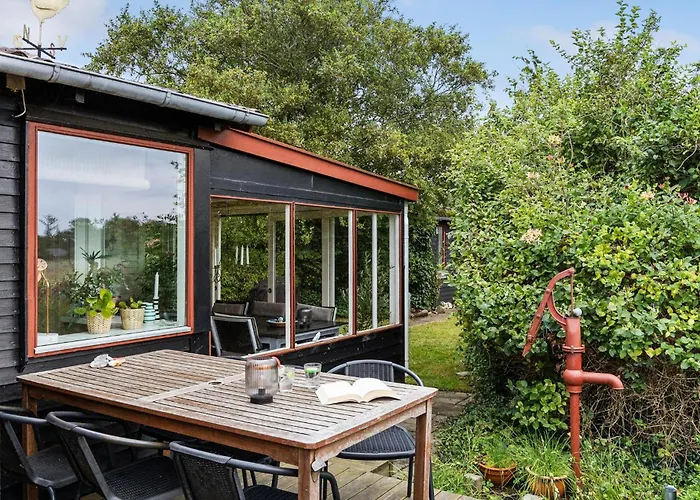 Gorgeous In With House A Panoramic View *