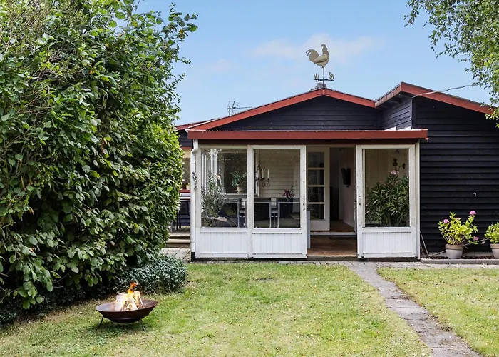 Gorgeous In With House A Panoramic View *